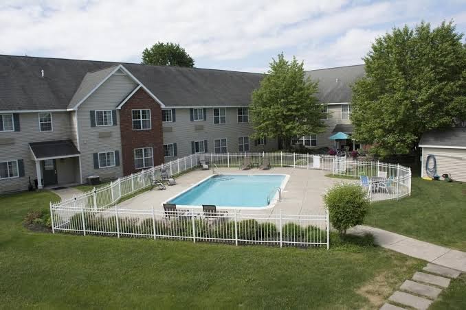 CrestHill Suites Syracuse Hotel 1