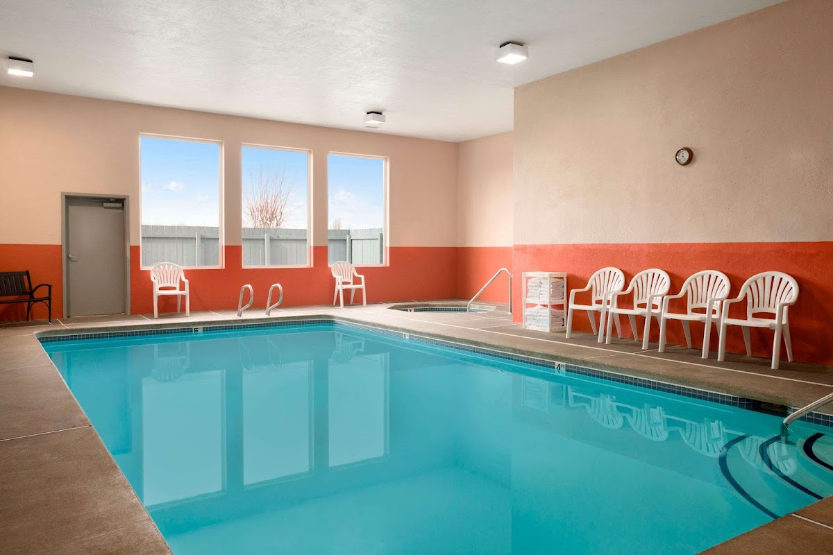 Super 8 by Wyndham Bellingham Airport/Ferndale Hotel 3