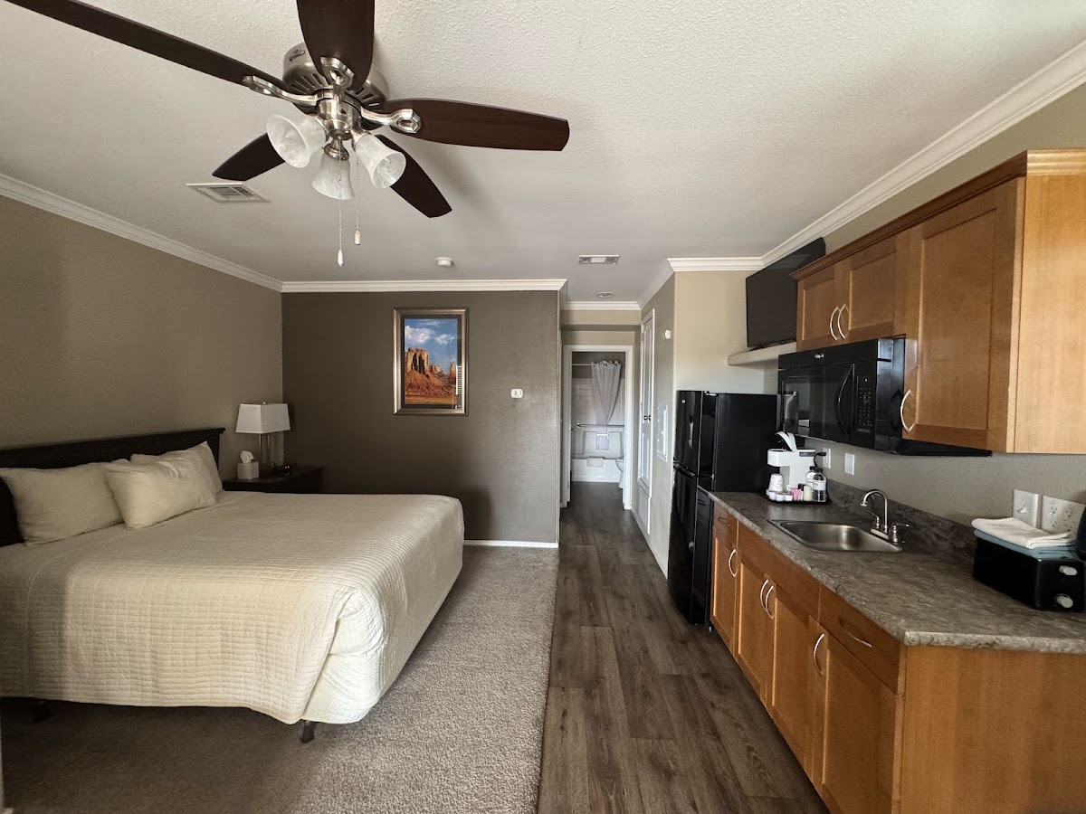 Goulding's Villas Hotel 2