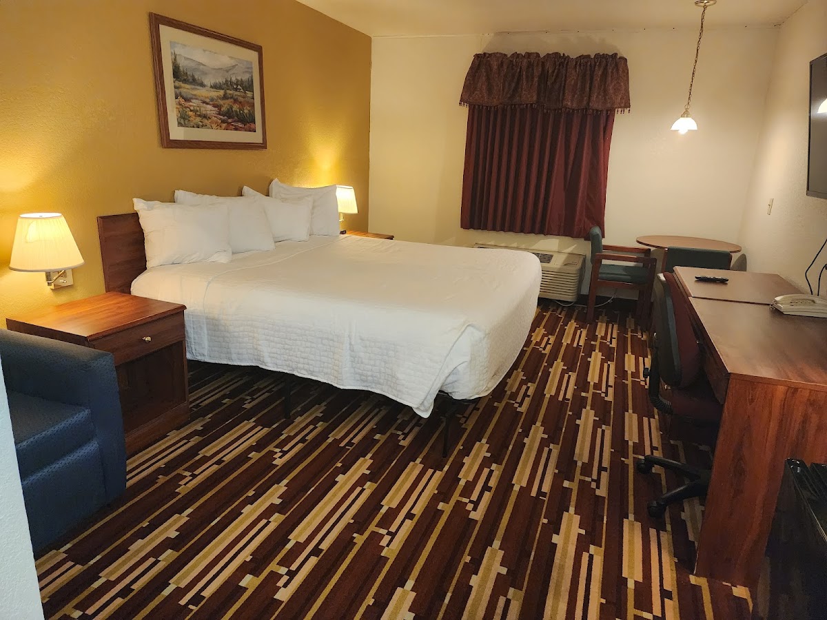 Rodeway Inn Salina North Hotel 2
