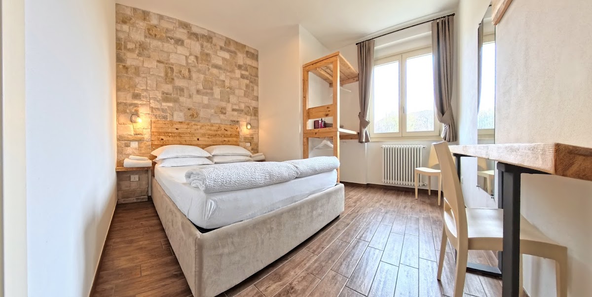 Oasi Da Vinci – Appartamenti con Vista Lago a Tignale Hotel 2