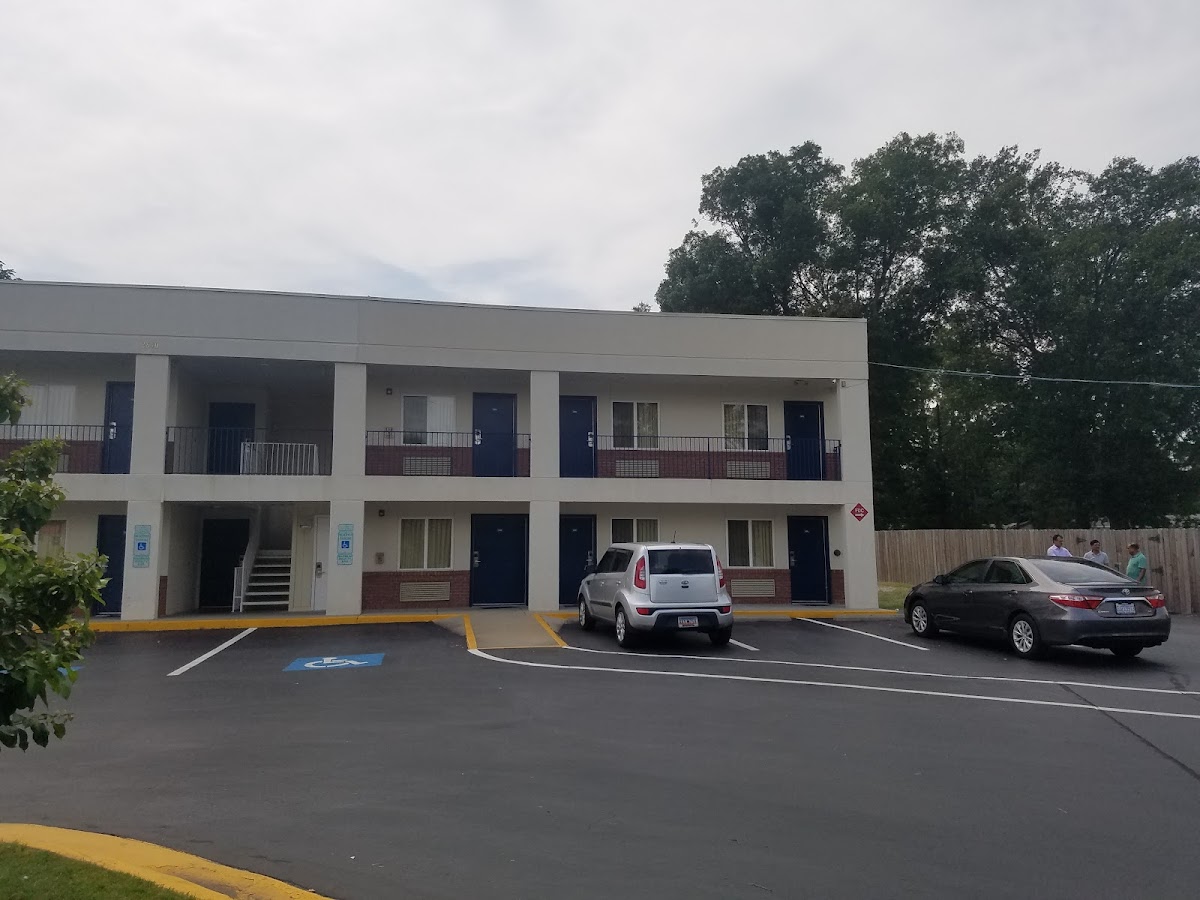 Royal Inn