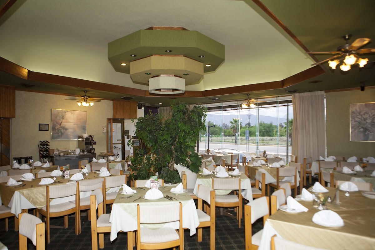 Hotel Paradise Inn