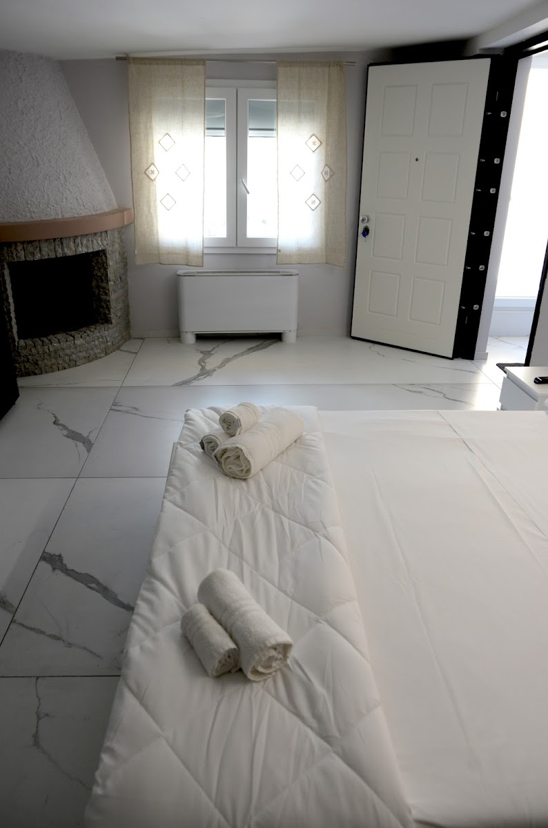 Dimore Pietrapenta Apartments Suites and Rooms Hotel 2