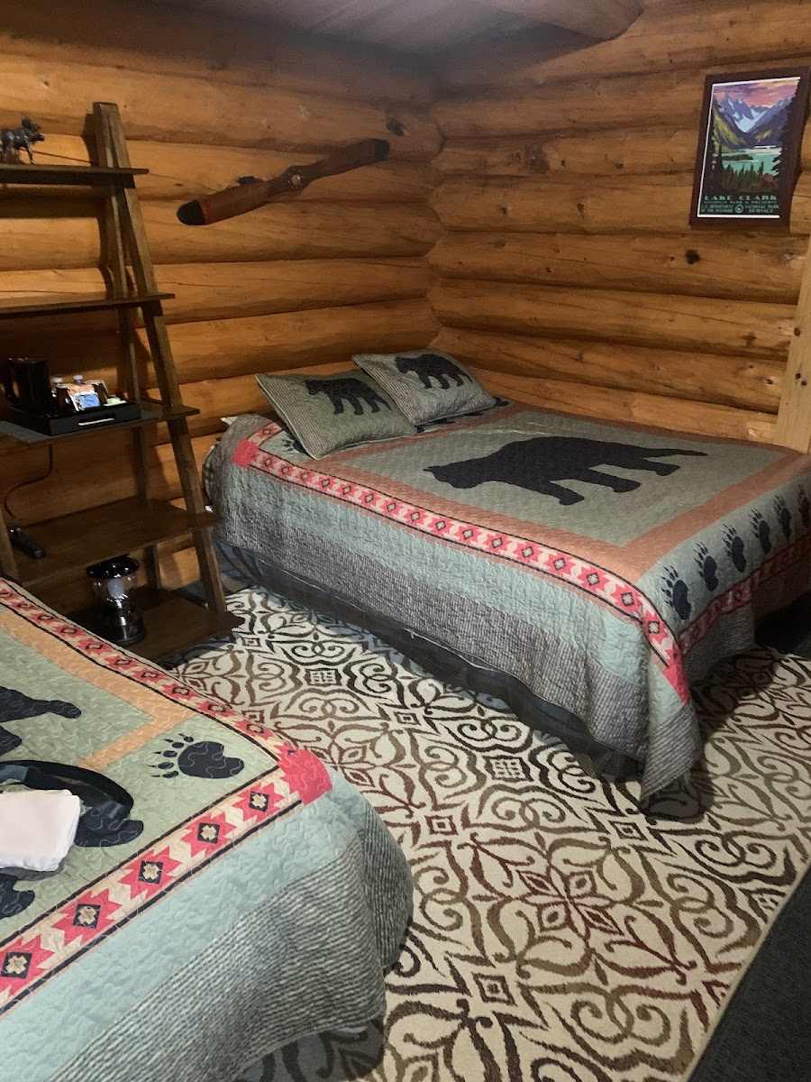 Redoubt Mountain Lodge Hotel 2