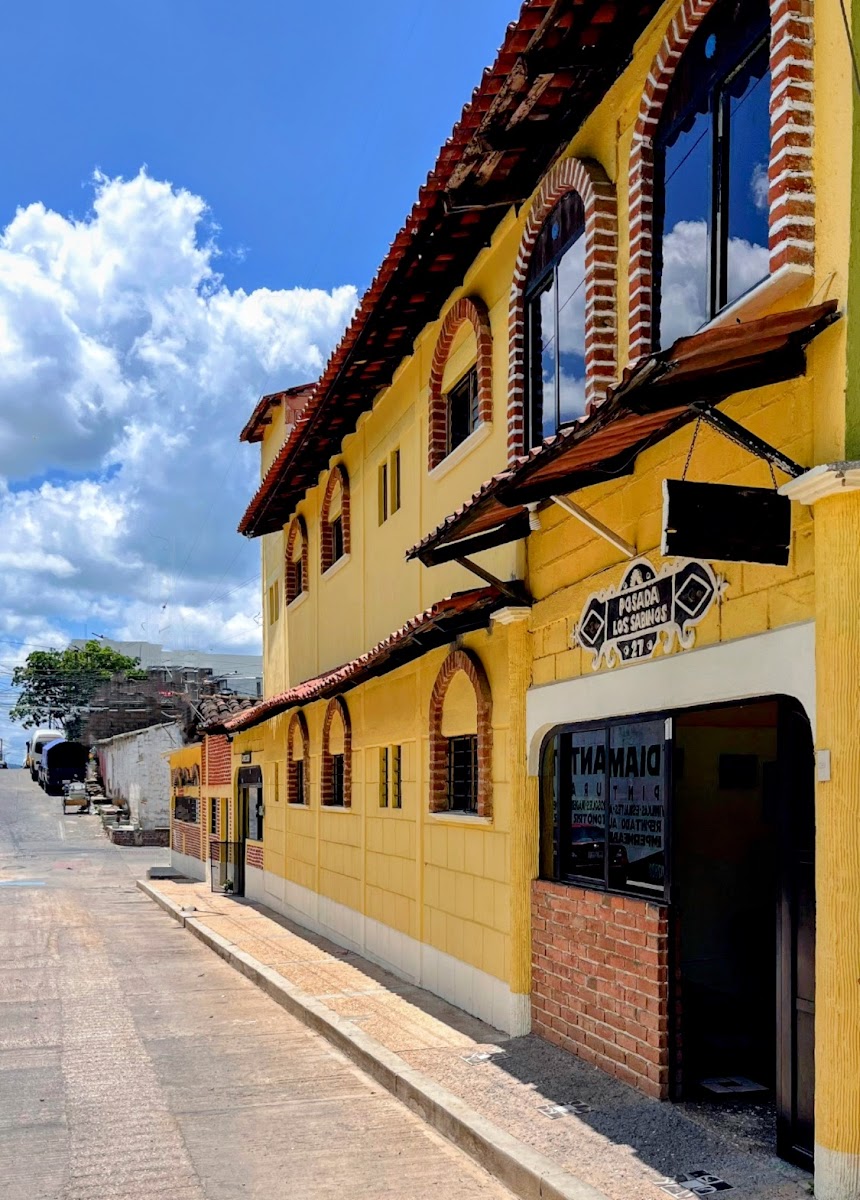 Hotel Posada Los Sabinos