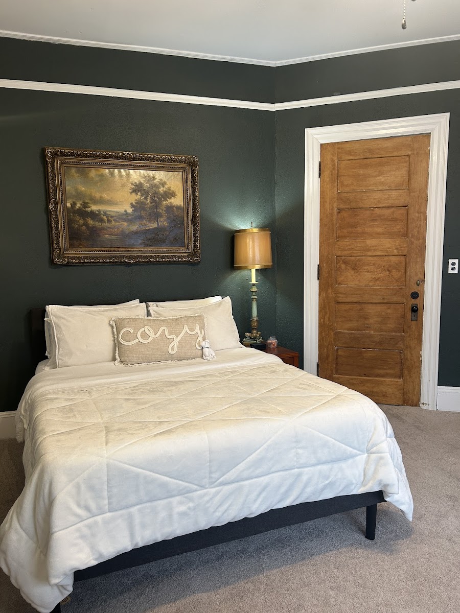 The Kings Throne Inn and Guest House Hotel 2