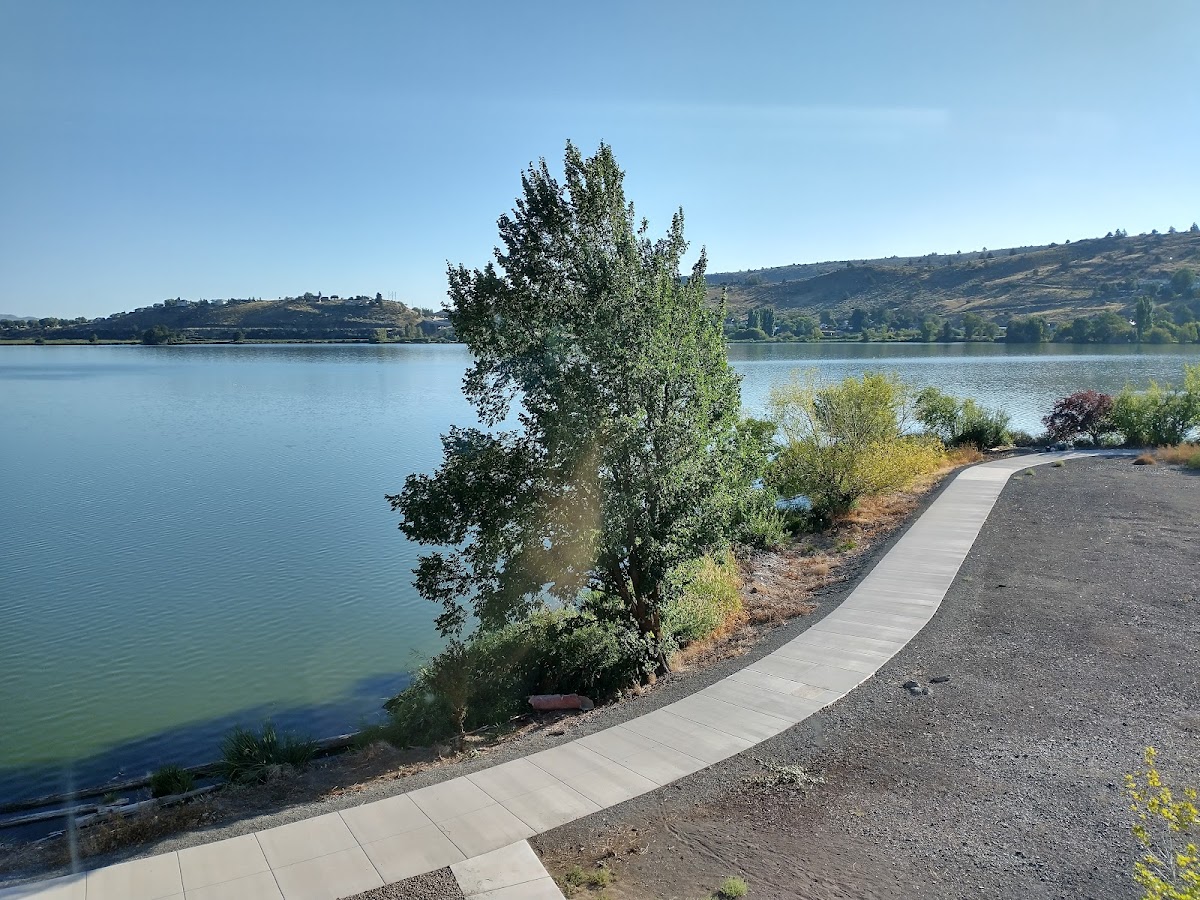 Fairfield by Marriott Inn & Suites Klamath Falls Hotel 3