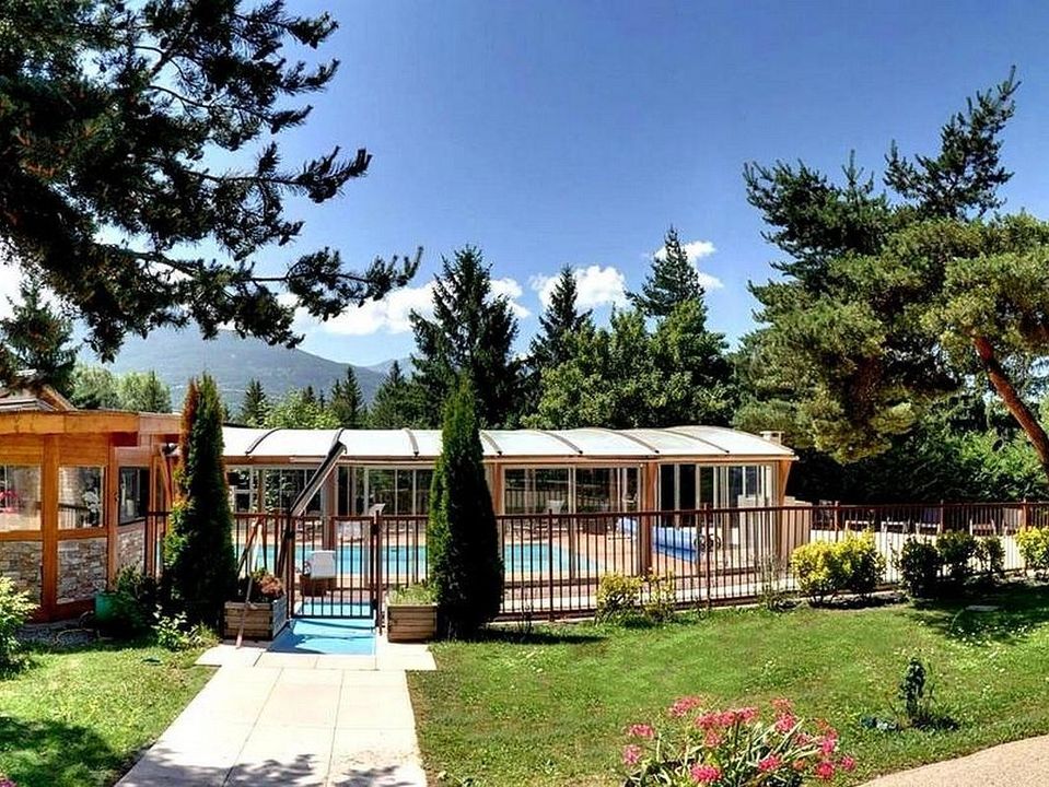 Logis Hôtel le Lac Hotel 1
