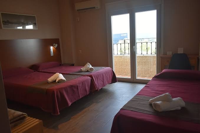 Hostal Alamare Hotel 3