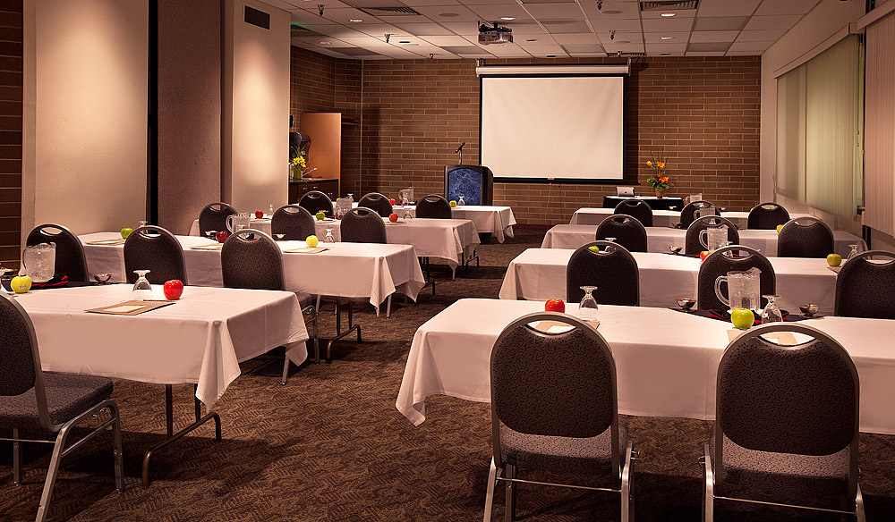 Coast Wenatchee Center Hotel