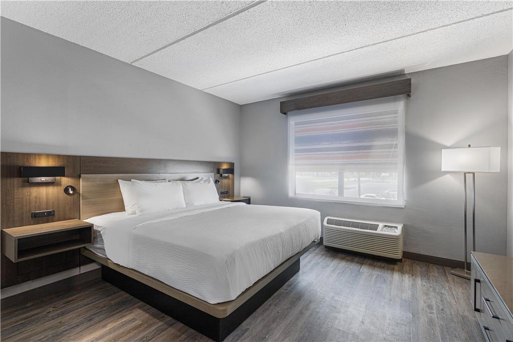 Best Western Plus Savannah Gateway Hotel 2