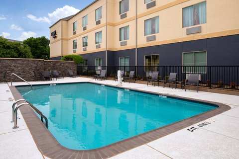 Fairfield by Marriott Inn & Suites Arlington Near Six Flags