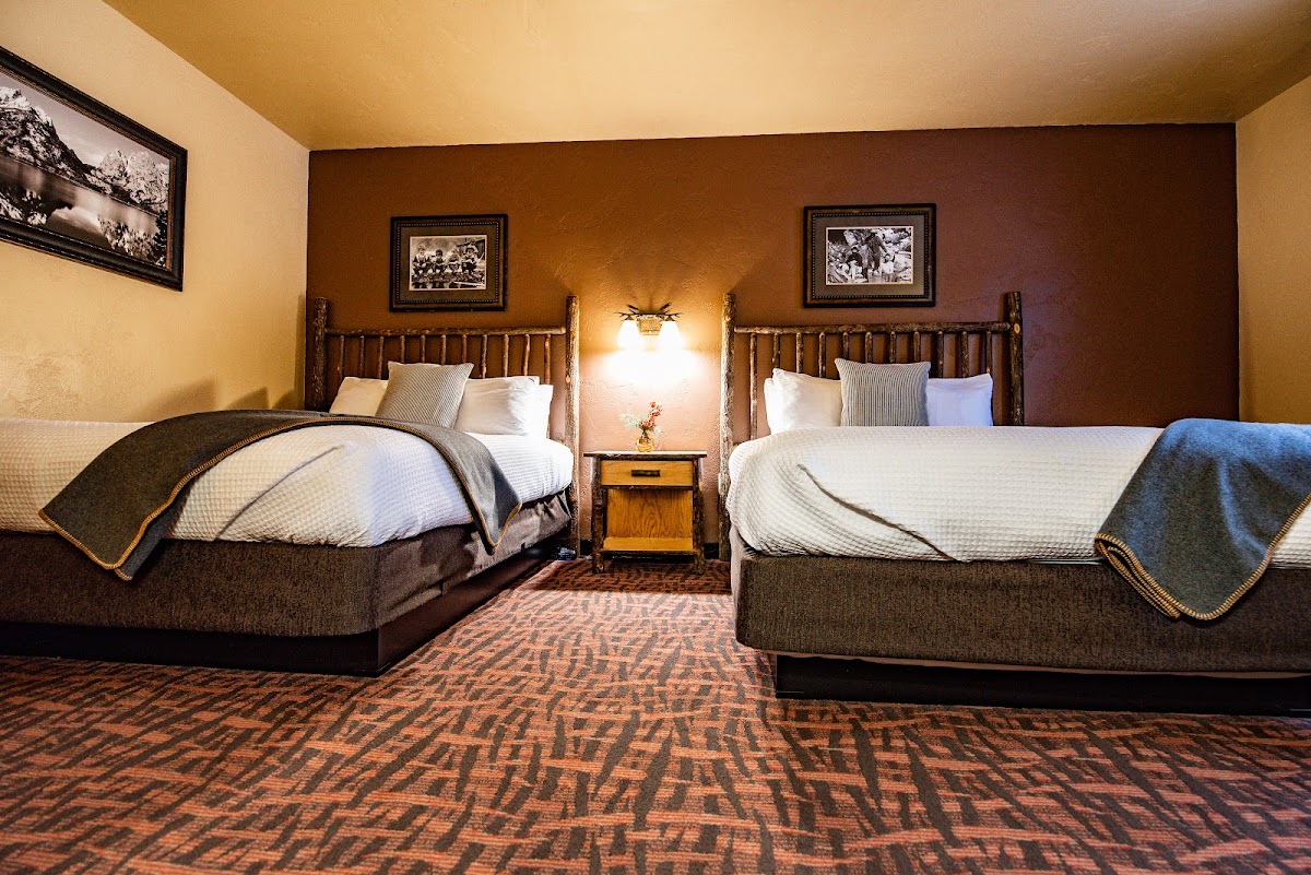 Elk Country Inn Hotel 2
