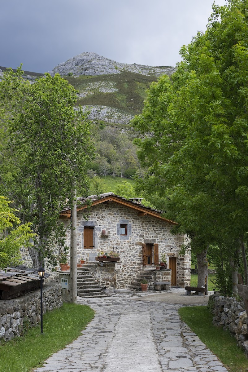 Casa Rural Río Lunada I y II.