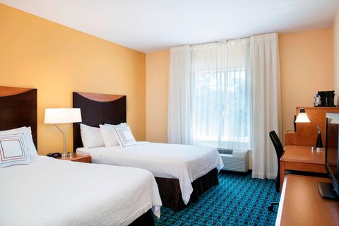 Fairfield by Marriott Inn & Suites Lakeland Plant City Hotel 2