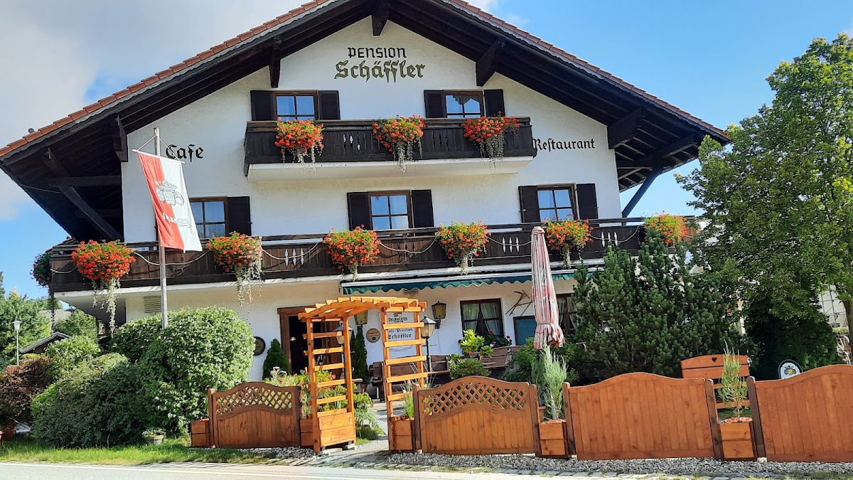 Schäfflerhof Hotel -Restaurant - Café
