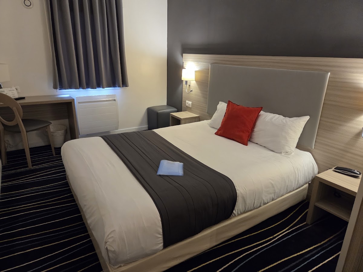 The Originals City, Hotel Marne-la-Vallée Est, Meaux Hotel 3