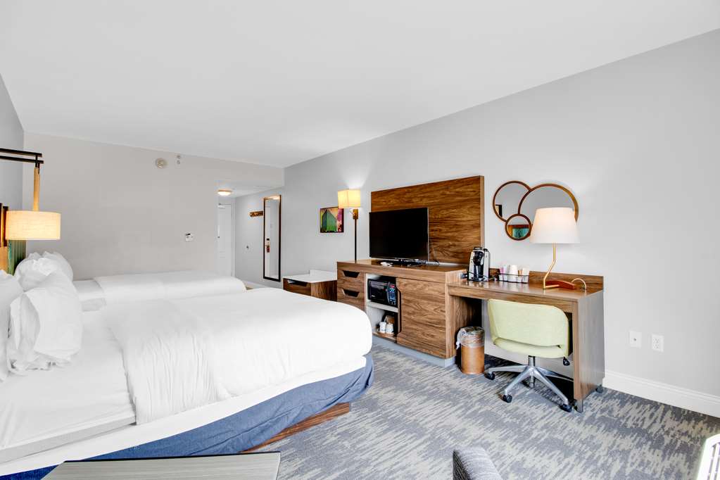 Hampton Inn & Suites Sarasota/Bradenton-Airport Hotel 2