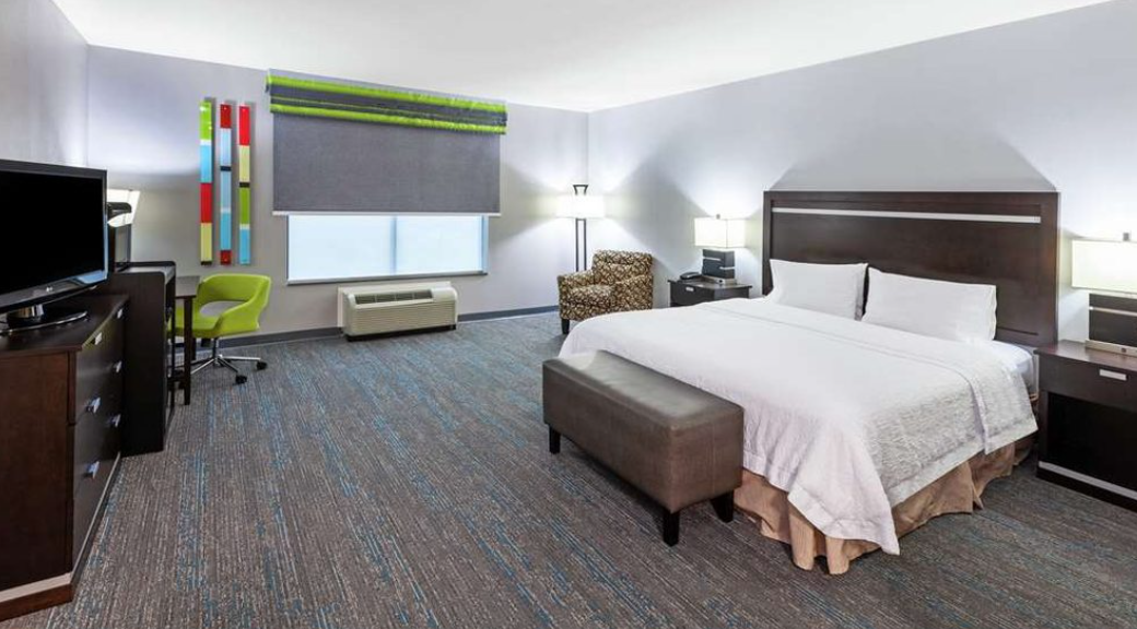 Hampton Inn & Suites Houston/League City Hotel 2