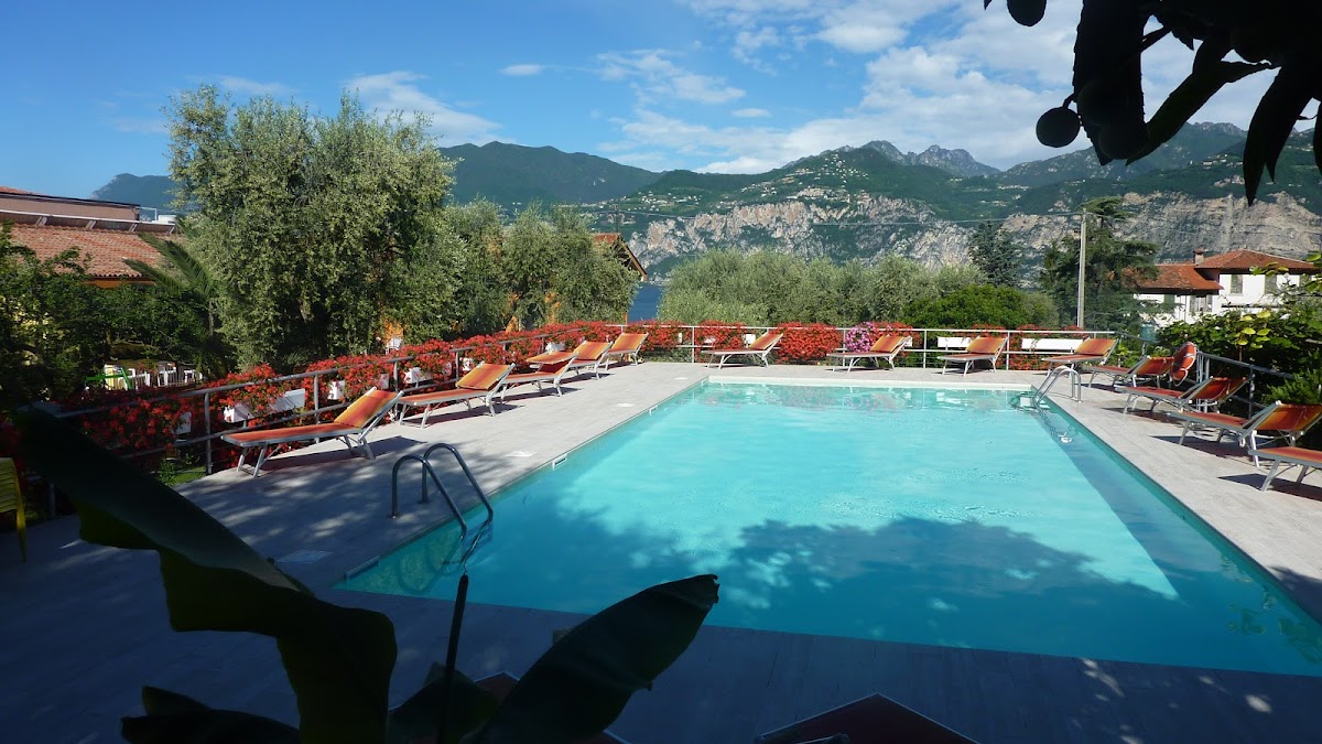 Hotel Ideal Hotel 3