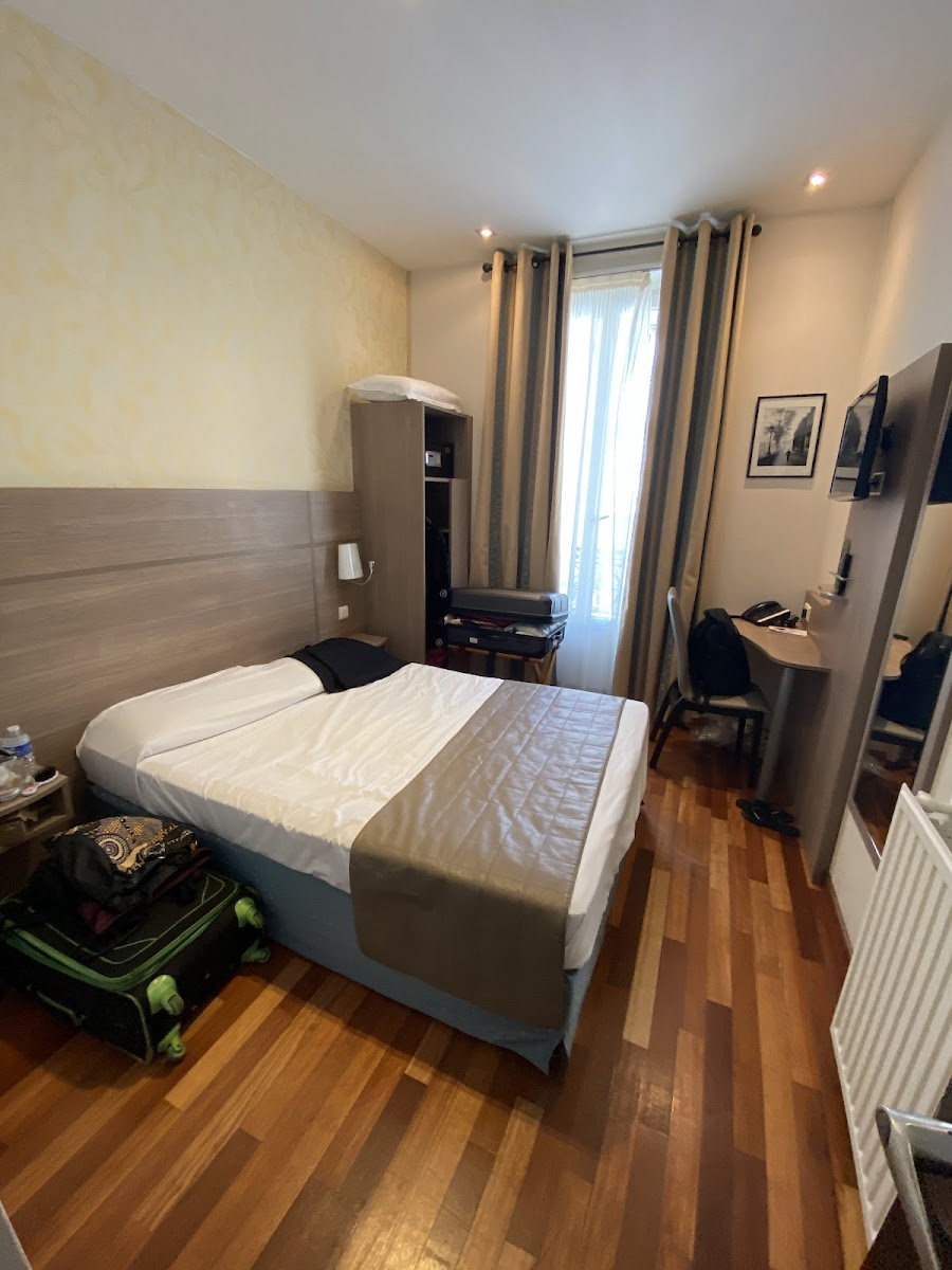 Hôtel Du Loiret Hotel 2