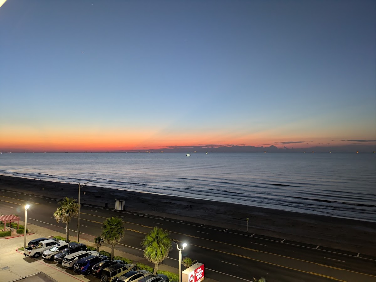 Best Western Plus Galveston Suites