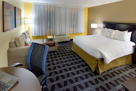 TownePlace Suites by Marriott Joplin Hotel 2