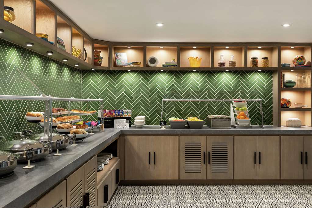 Hotel Alba Tampa, Tapestry Collection by Hilton Hotel 2