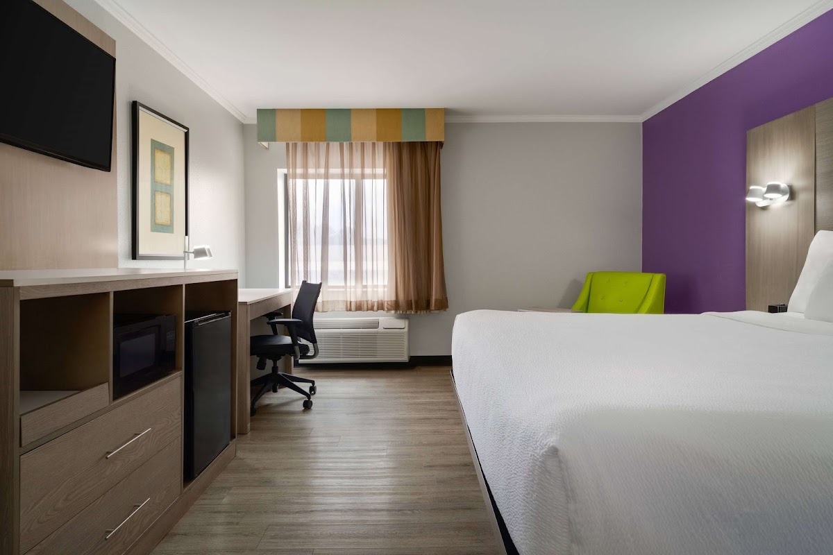 La Quinta Inn by Wyndham Birmingham - Inverness Hotel 3