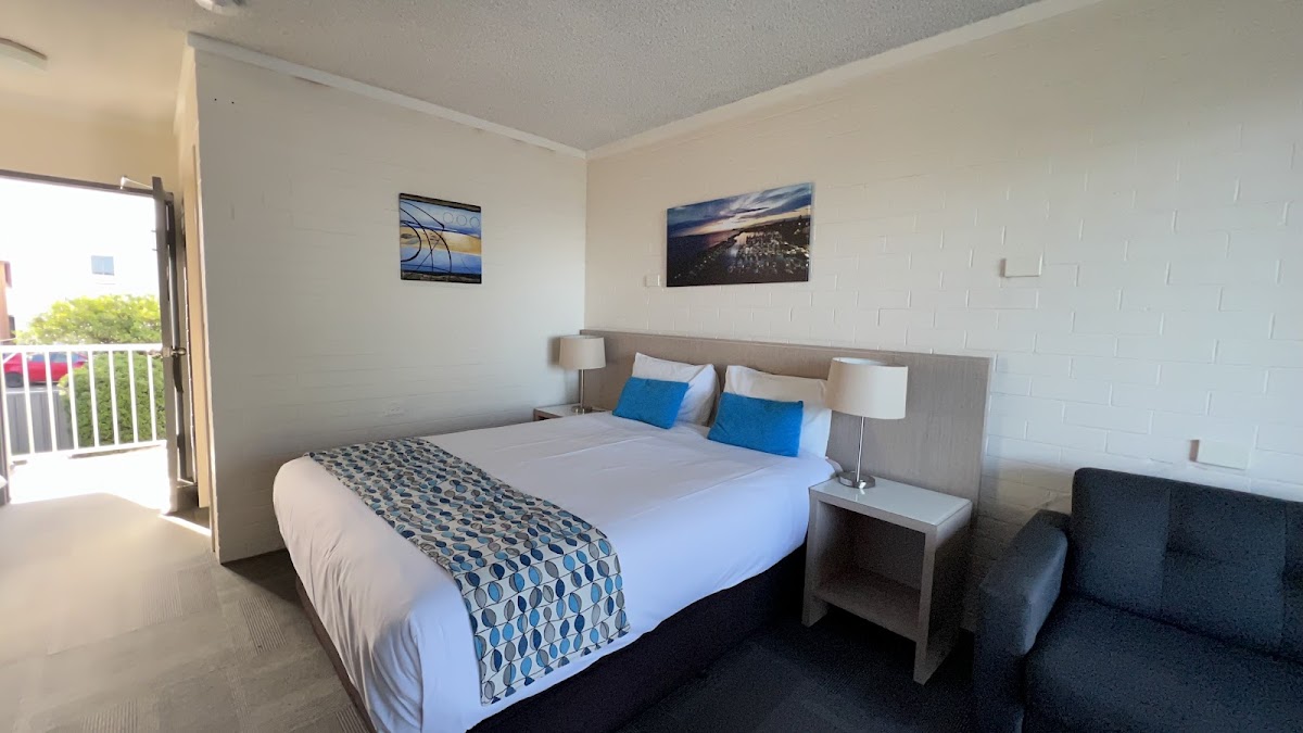 Zorba Waterfront Motel Hotel 2