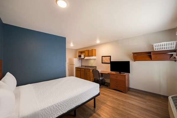 WoodSpring Suites Fort Worth Fossil Creek Hotel 2