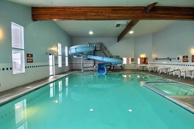 Whitewater Inn Hotel 3