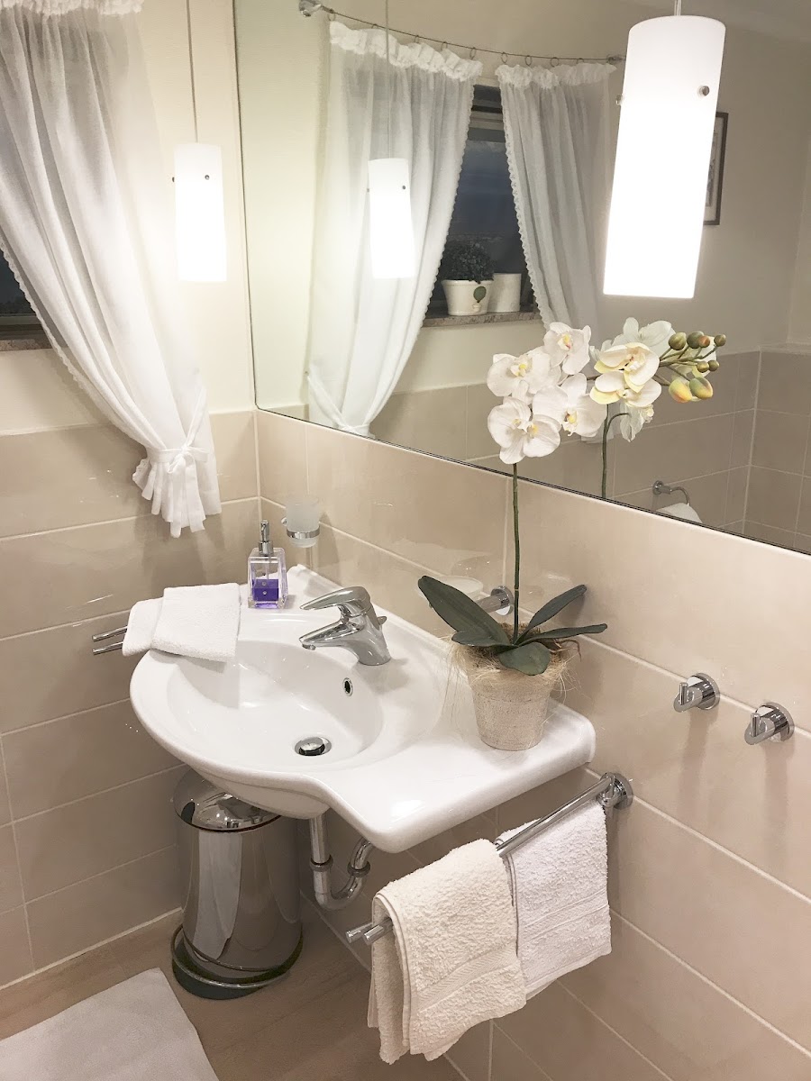 Private room - bed and breakfast Hotel 3