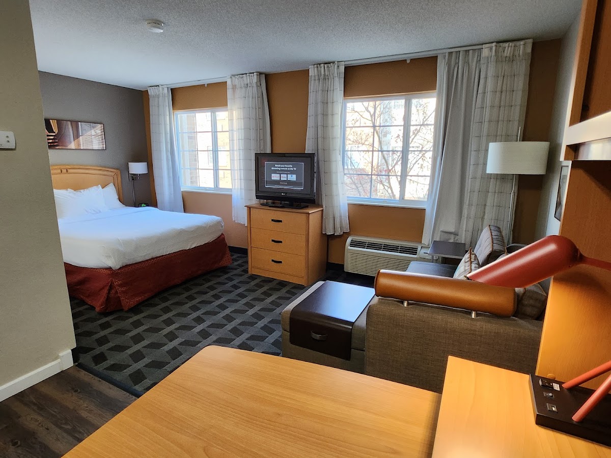 TownePlace Suites by Marriott Wichita East Hotel 2