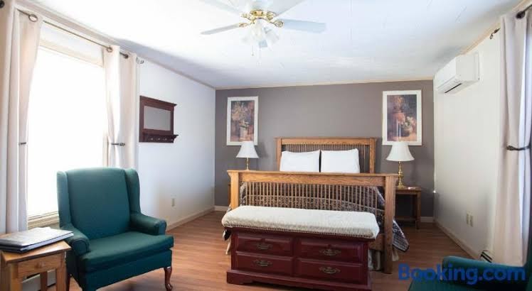 Swift River Suites