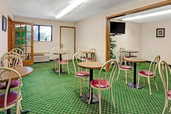 WestSpring Inn Cleveland - Westlake