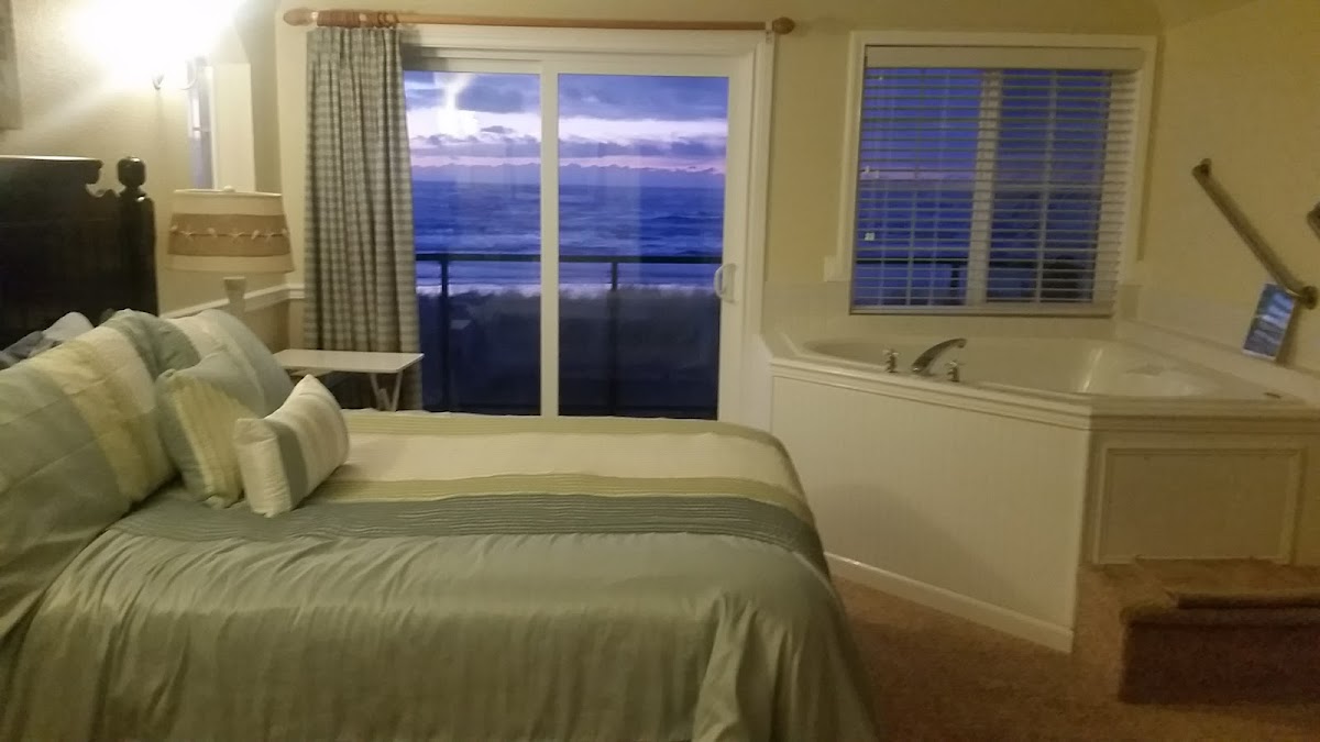 The Caroline Inn Hotel 2