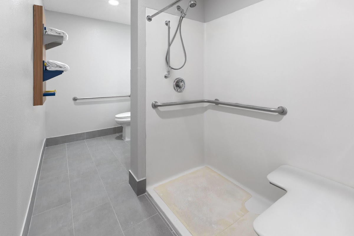 Microtel Inn & Suites by Wyndham Sioux Falls