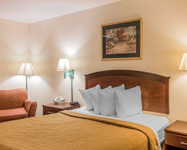 Quality Inn Pell City I-20 exit 158 Hotel 3