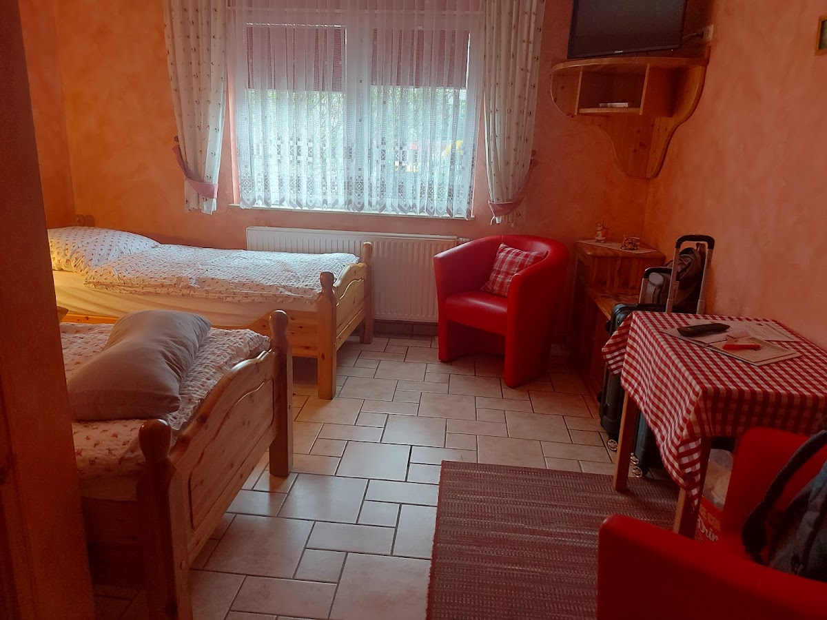 Teschendorfer Landgasthof Hotel 2