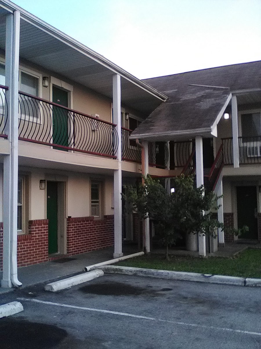Budget Inn 4U Hotel 2