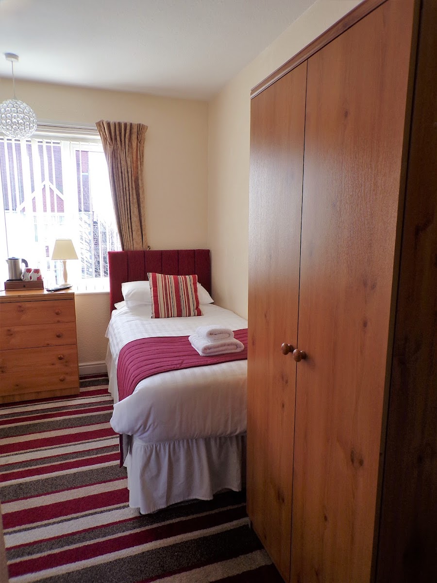 Stoneleigh Hotel