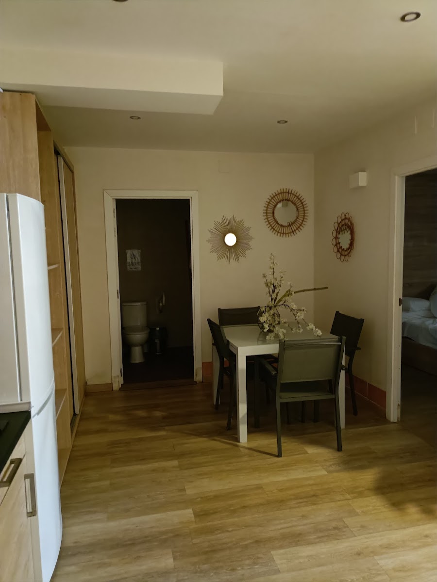 Seven Room