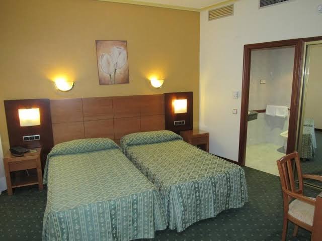 Hotel Virgen del Camino Hotel 2