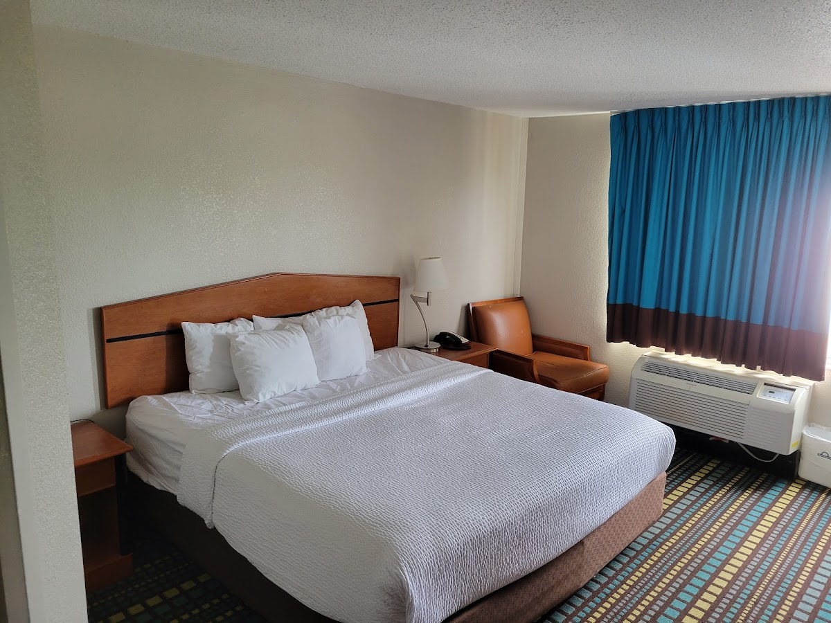 Days Inn by Wyndham Florence Cincinnati Area