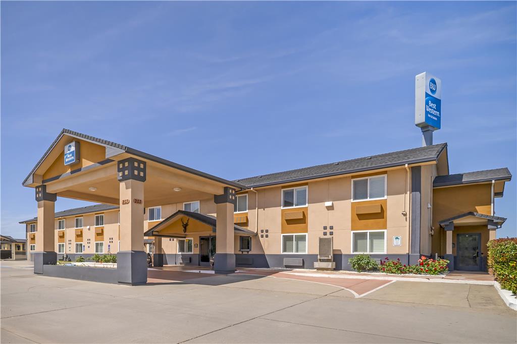 Best Western Antelope Inn & Suites