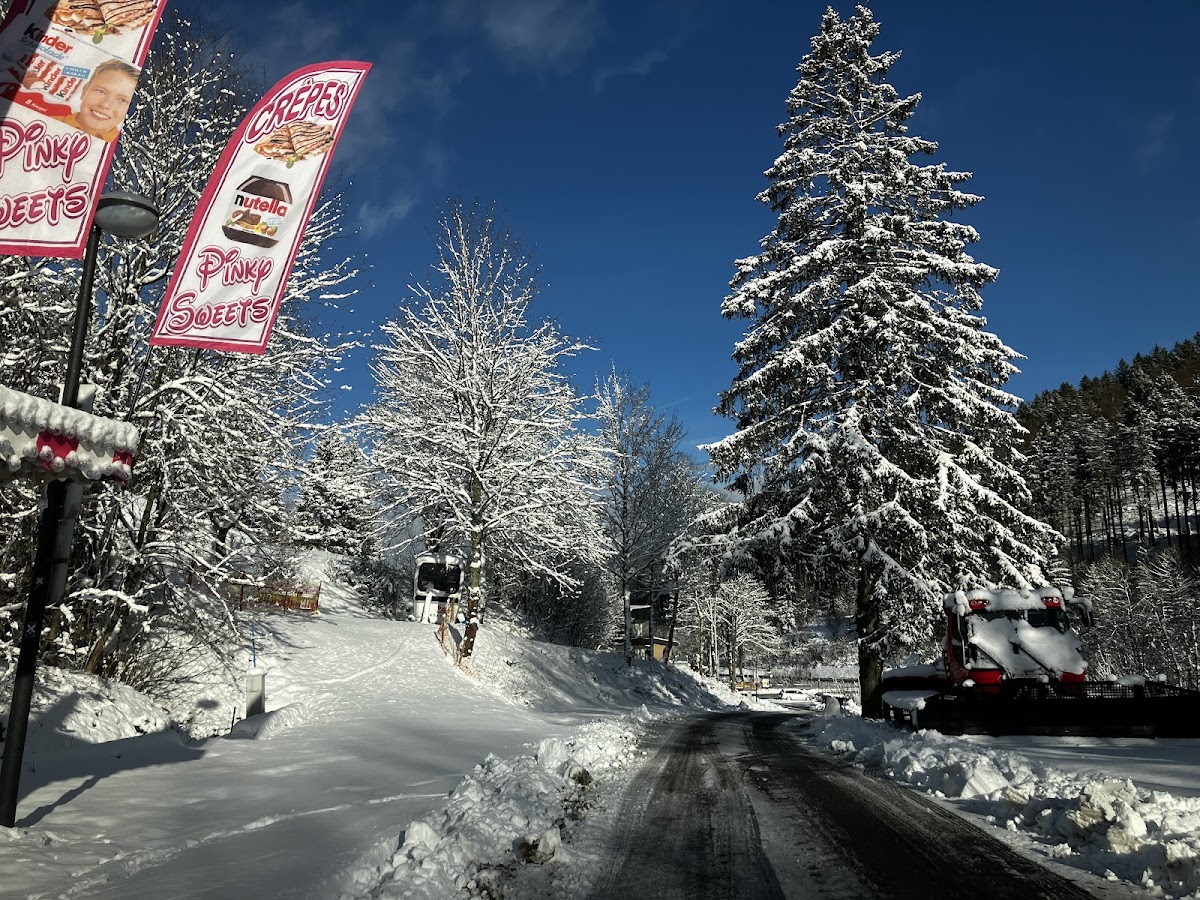 Eschenberglifte Ski- und Rodelgebiet Hotel 3