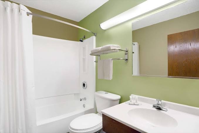Economy 7 inn-Chesapeake/Western Branch Hotel 3