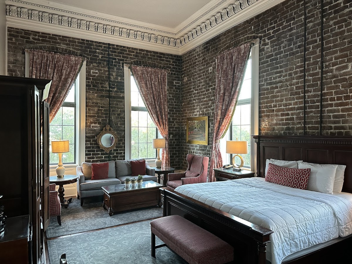 East Bay Inn Hotel 2